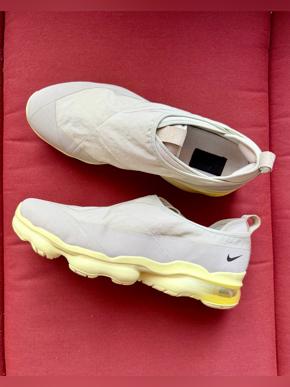 Nike Air VaporMax Moc Roam Slip-On Sneakers. Grey/yellow Size 10.5